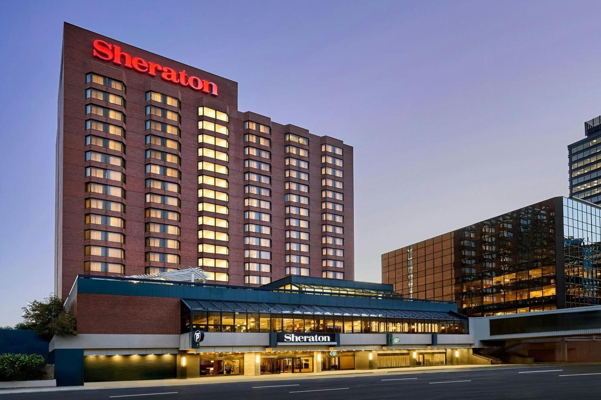Sheraton Hamilton Hotel Екстериор снимка