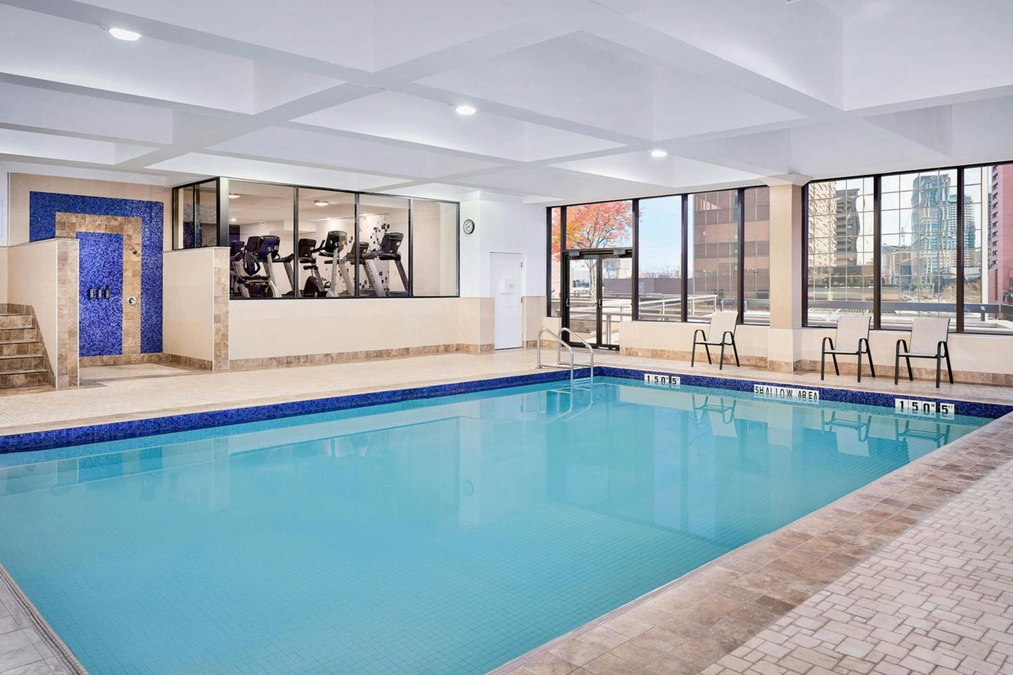 Sheraton Hamilton Hotel Екстериор снимка